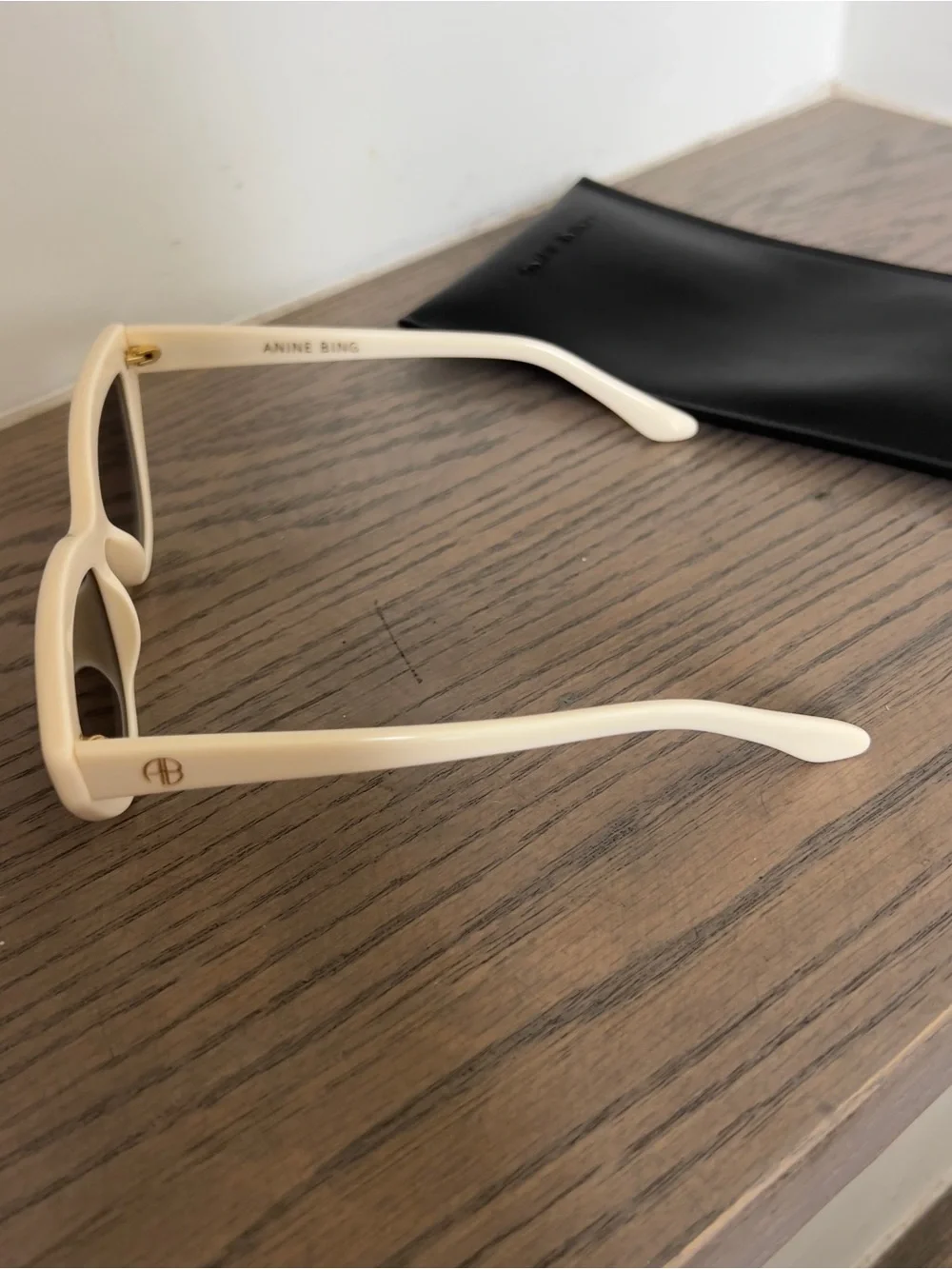 Anine Bing Sedona Sunglasses in Ivory White New - Picture 7 of 7